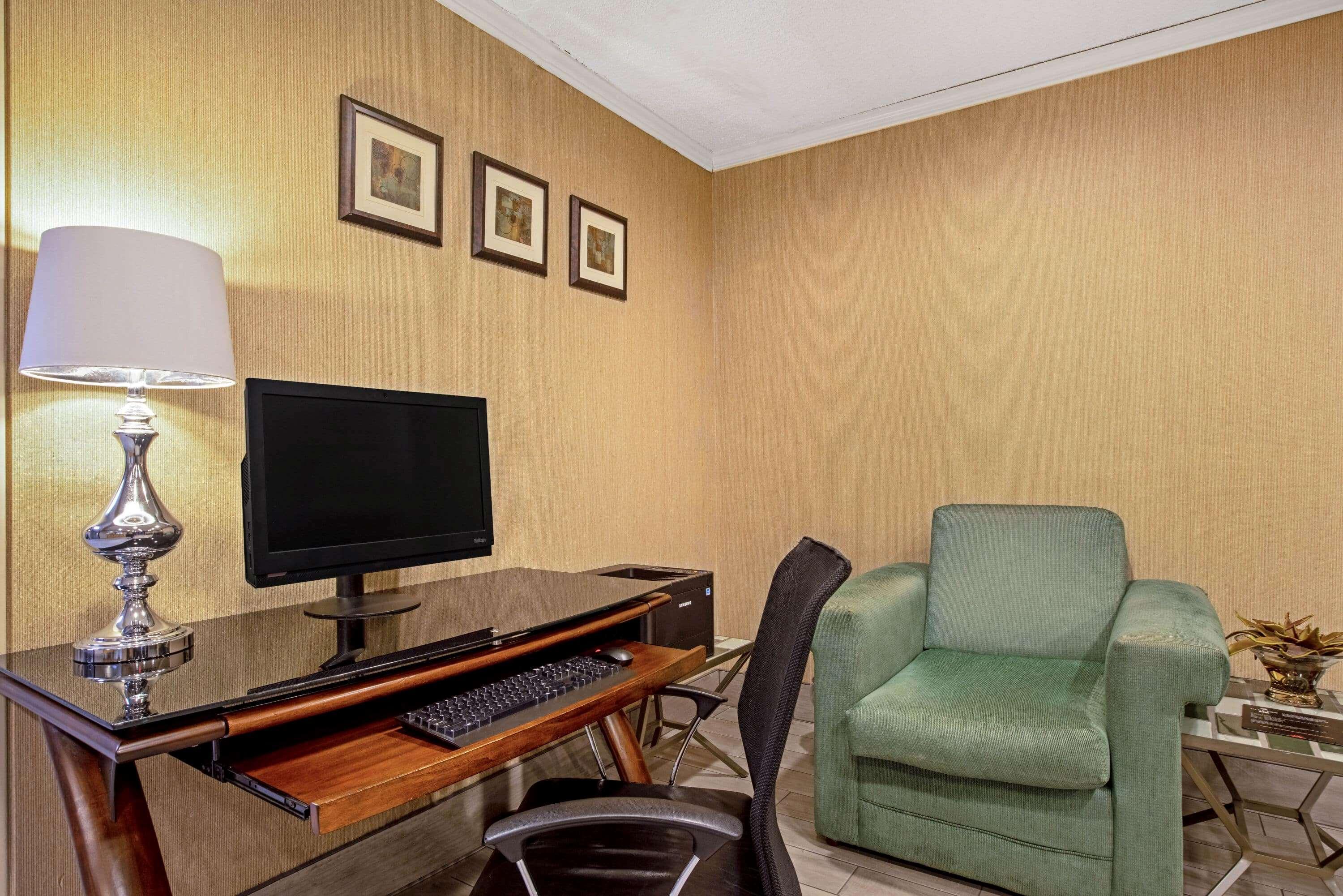 Hotel La Quinta By Wyndham Des Moines West Clive Zewnętrze zdjęcie